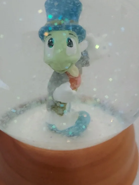 VINTAGE Disney Jiminy Cricket Crystal Snow Globe - The First Limited Edition - Picture 3 of 9